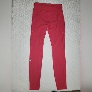 LULULEMON ATHLETIC SIZE 5 Women Pink Leggings. Excelent Condition.